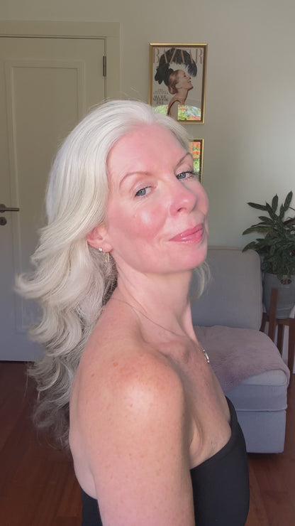 Alba Loves Velvet Bow Barette